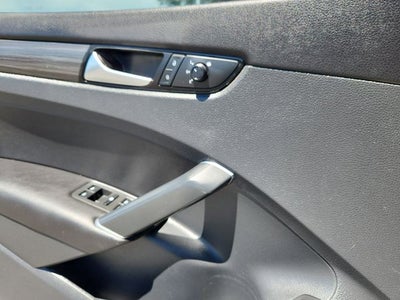 2020 Volkswagen Passat 2.0T R-Line