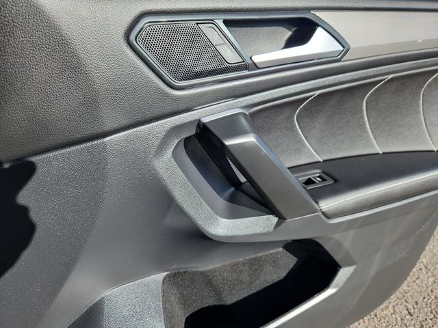 2024 Volkswagen Tiguan Base