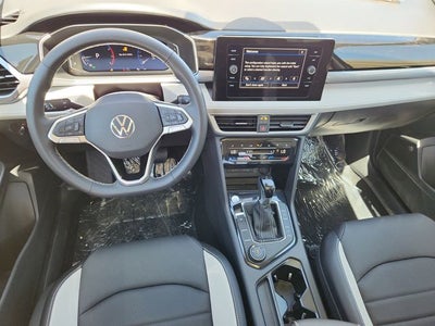 2026 Volkswagen Taos 1.5T SEL