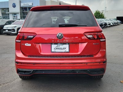 2024 Volkswagen Tiguan SE R-Line Black