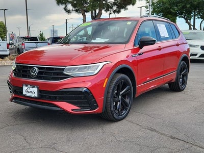 2024 Volkswagen Tiguan SE R-Line Black