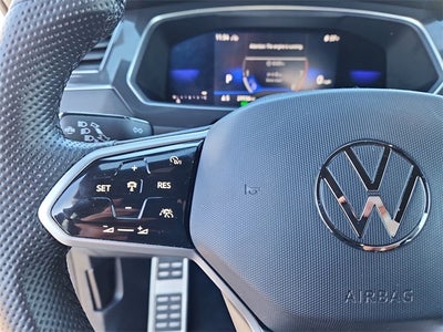 2022 Volkswagen Tiguan SE R-Line Black