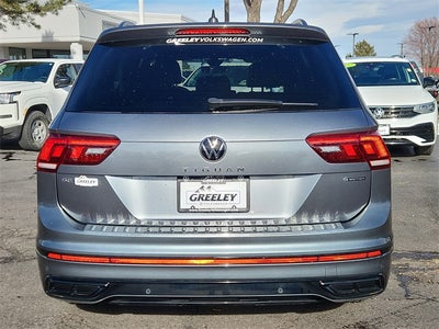 2022 Volkswagen Tiguan SE R-Line Black