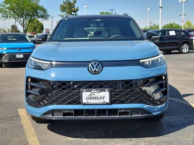2026 Volkswagen Tiguan 2.0T SE R-Line Black