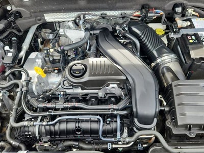 2025 Volkswagen Taos SE