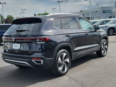 2025 Volkswagen Taos SE