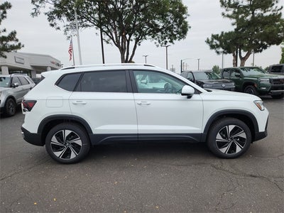 2025 Volkswagen Taos 1.5T SE