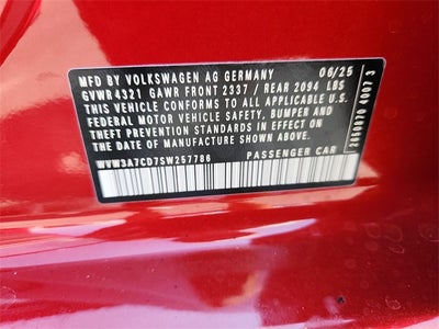 2025 Volkswagen Golf GTI 2.0T SE