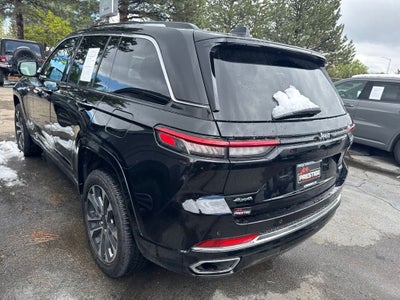 2022 Jeep Grand Cherokee Overland