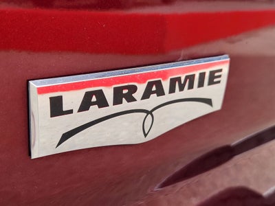 2018 RAM 1500 Laramie Crew Cab 4x4 5'7' Box