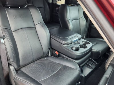 2018 RAM 1500 Laramie Crew Cab 4x4 5'7' Box