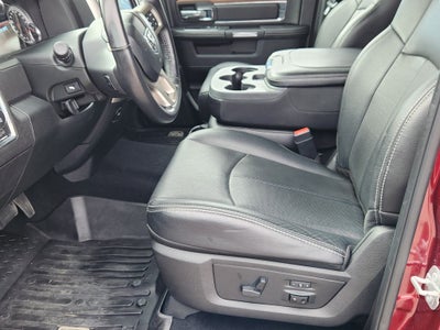 2018 RAM 1500 Laramie Crew Cab 4x4 5'7' Box