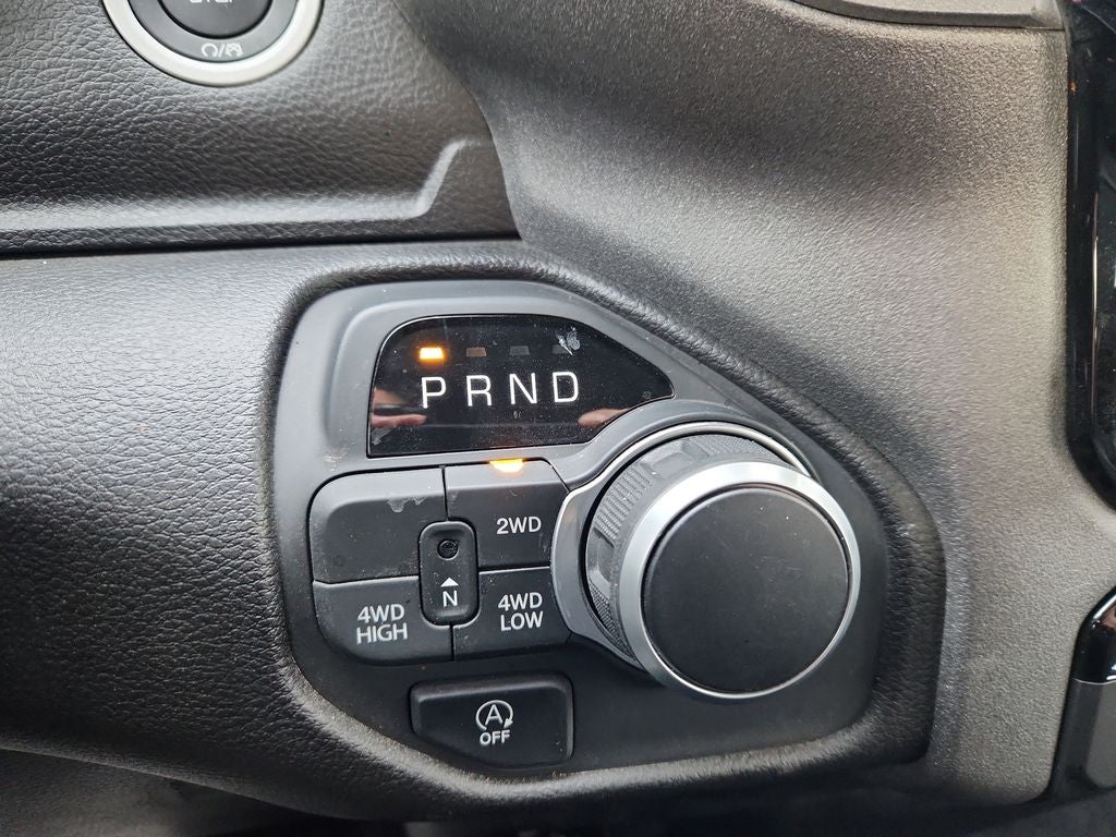 2025 RAM 1500 Tradesman Crew Cab 4x4 5'7' Box