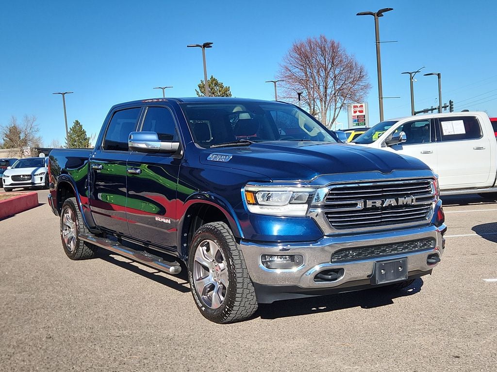 2020 RAM 1500 Laramie Crew Cab 4x4 5'7' Box