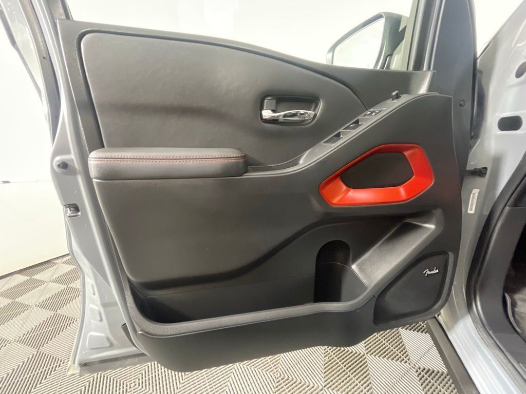 2023 Nissan Frontier Crew Cab PRO-4X 4x4