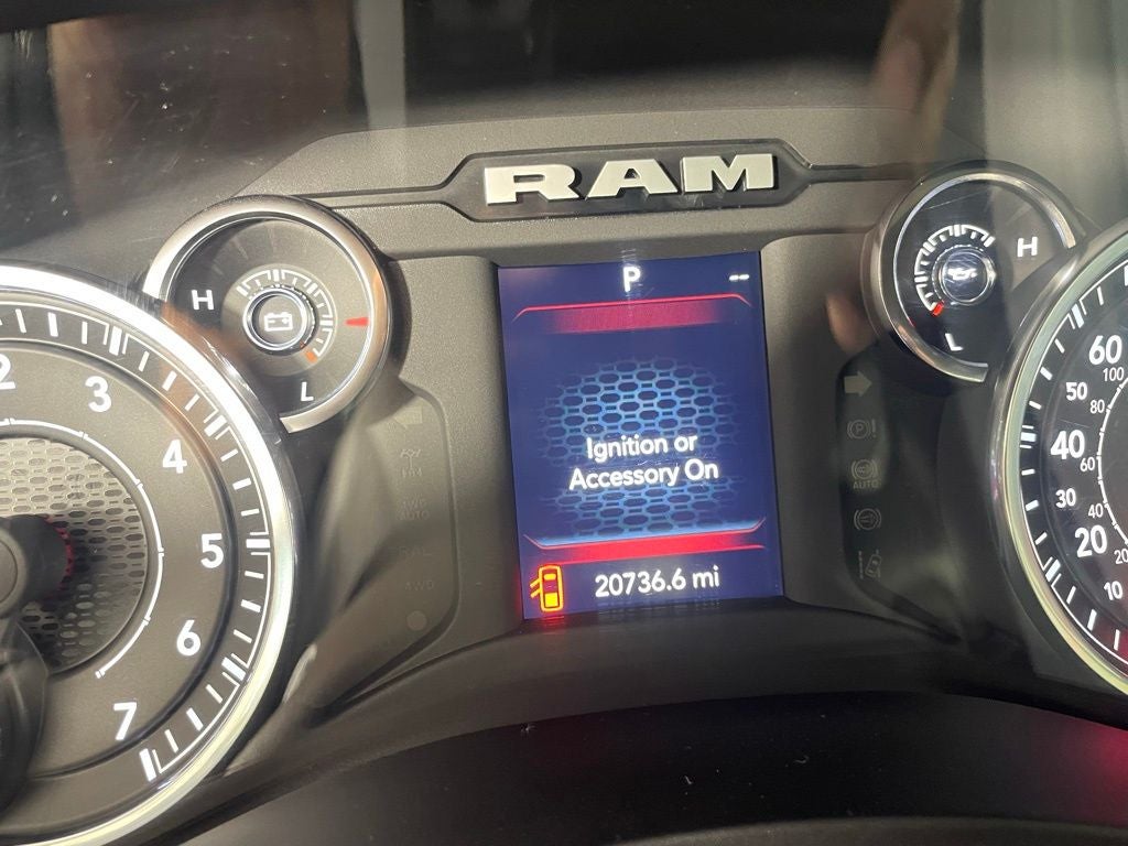 2024 RAM 2500 Big Horn Crew Cab 4x4 6'4' Box