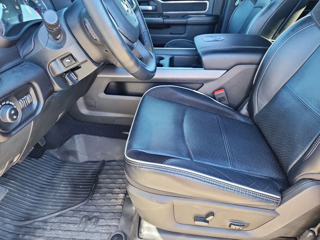 2023 RAM 2500 Laramie Crew Cab 4x4 6'4' Box