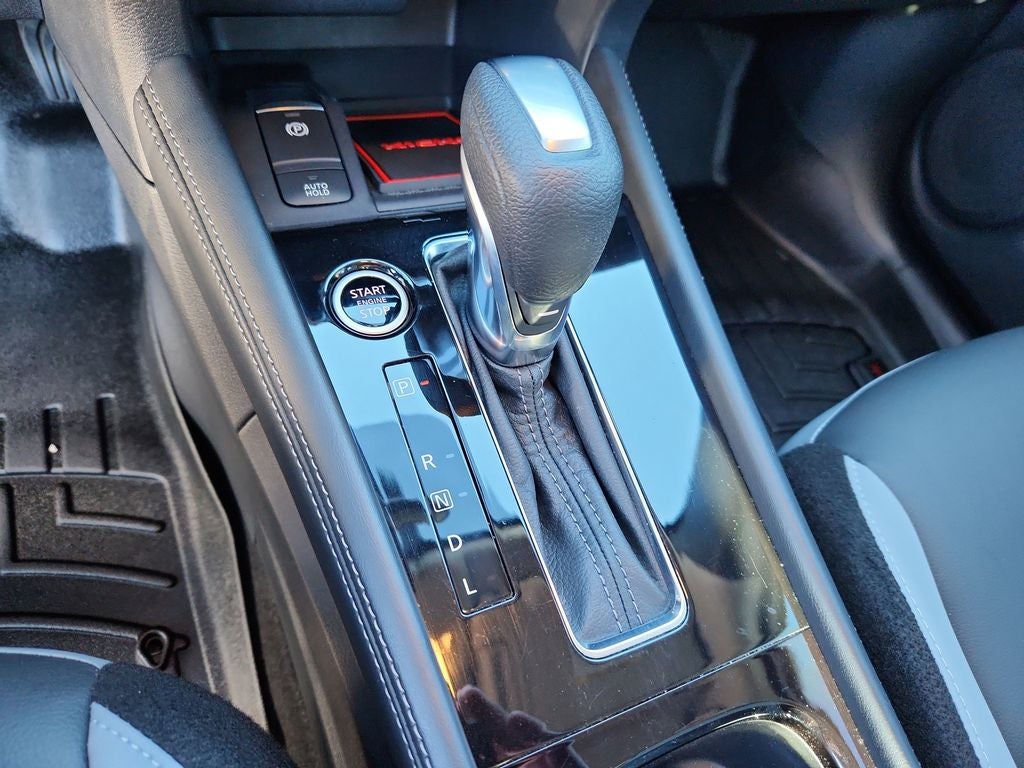 2023 Nissan Kicks SR Xtronic CVT