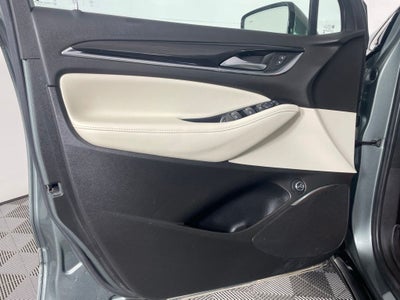 2022 Buick Enclave AWD Essence