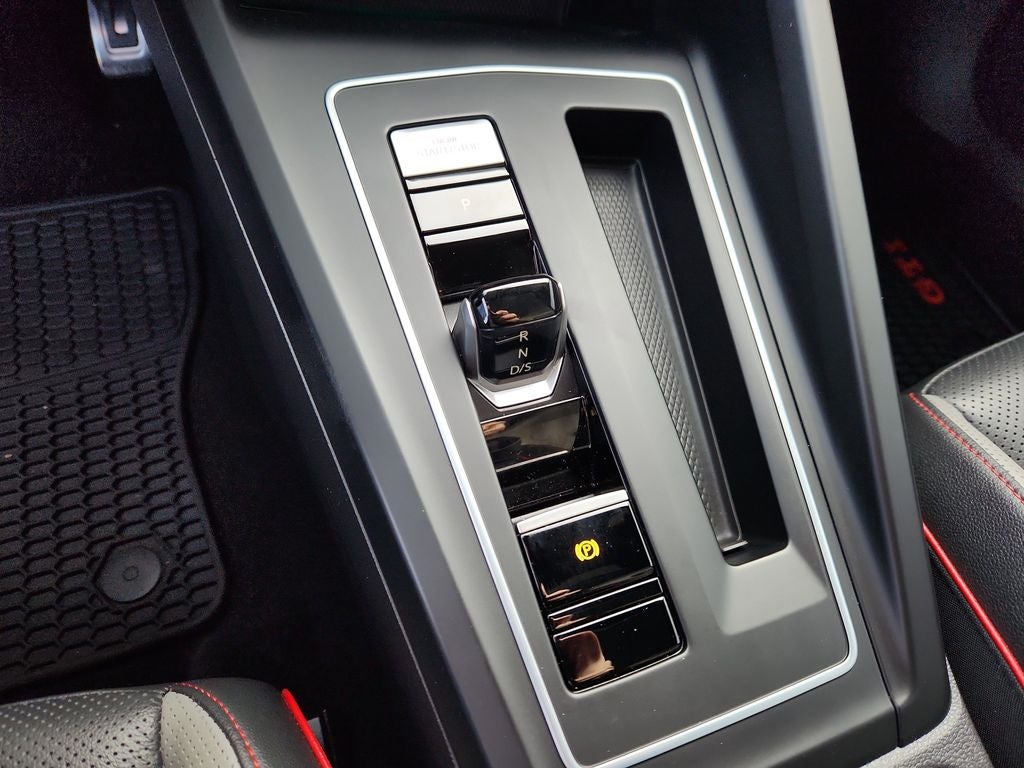 2022 Volkswagen Golf GTI 2.0T SE