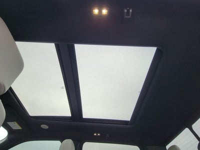 2023 Ford F-150 Lightning Platinum