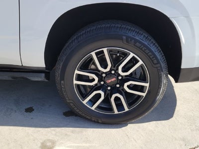 2022 GMC Yukon XL AT4