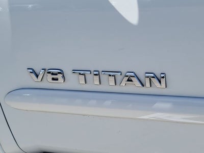 2015 Nissan Titan SV