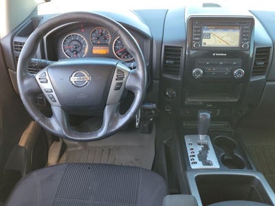 2015 Nissan Titan SV