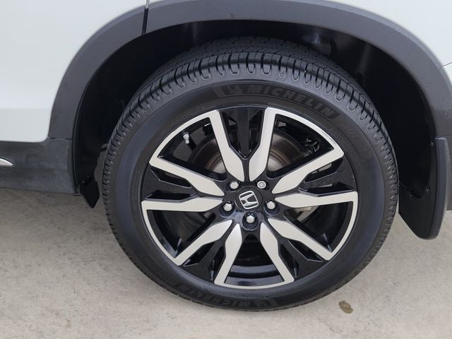 2021 Honda Pilot Touring 8 Passenger