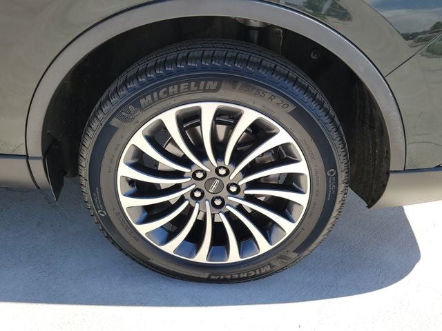 2022 Lincoln Aviator Standard