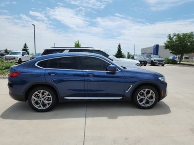 2022 BMW X4 xDrive30i