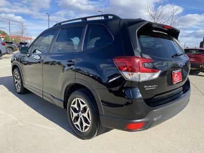 2023 Subaru Forester Premium
