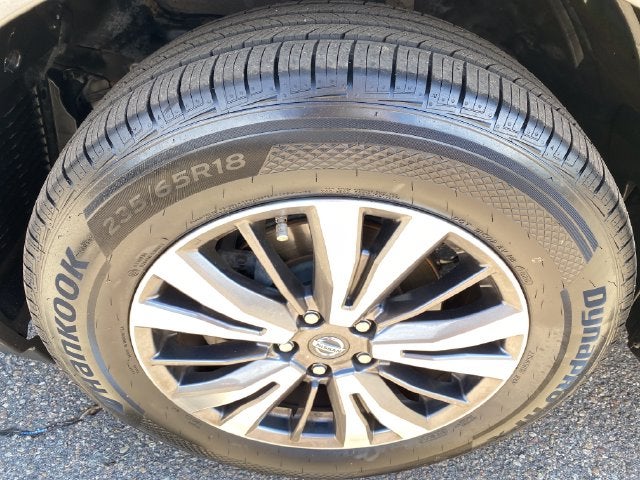2018 Nissan Pathfinder SV