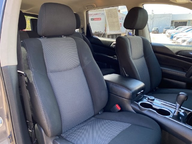 2018 Nissan Pathfinder SV