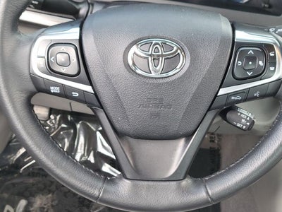 2017 Toyota Camry Hybrid XLE