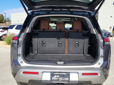 2022 Nissan Pathfinder Platinum