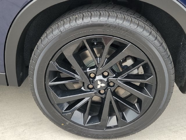 2022 Mitsubishi Outlander Black Edition