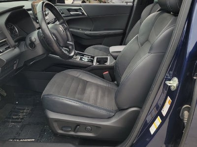 2022 Mitsubishi Outlander Black Edition
