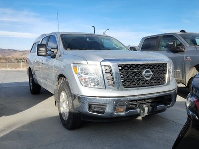 2018 Nissan Titan SV