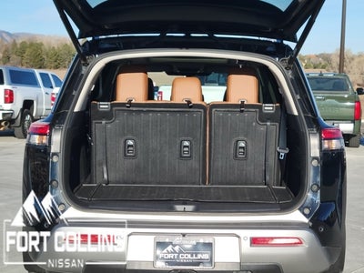 2024 Nissan Pathfinder Platinum