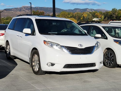 2013 Toyota Sienna XLE 7 Passenger
