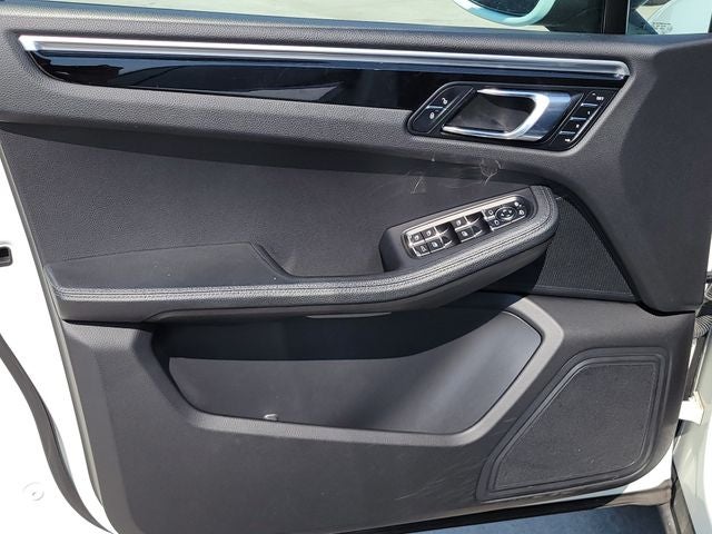 2018 Porsche Macan S